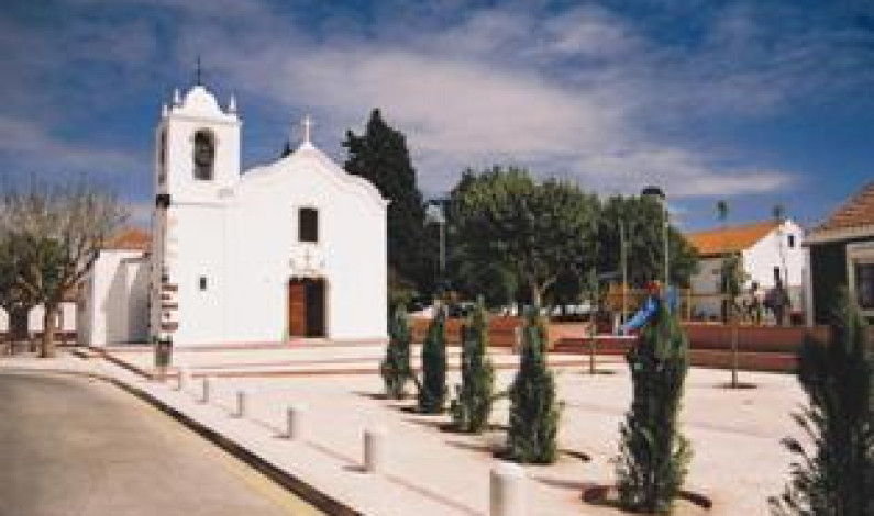 CMB promove “Visita Orientada” dirigida a alunos dos 3º e 4º anos às quintas-feiras CMB promove “Visita Orientada” dirigida a alunos dos 3º e 4º anos às quintas-feiras