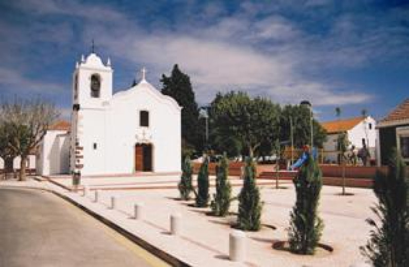 CMB promove “Visita Orientada” dirigida a alunos dos 3º e 4º anos às quintas-feiras CMB promove “Visita Orientada” dirigida a alunos dos 3º e 4º anos às quintas-feiras