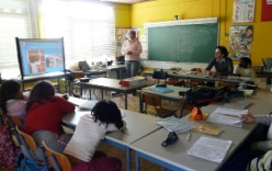 Actividade desenvolvida nas escolas do Concelho “Vamos aprender com o Arquivo” Actividade desenvolvida nas escolas do Concelho “Vamos aprender com o Arquivo”