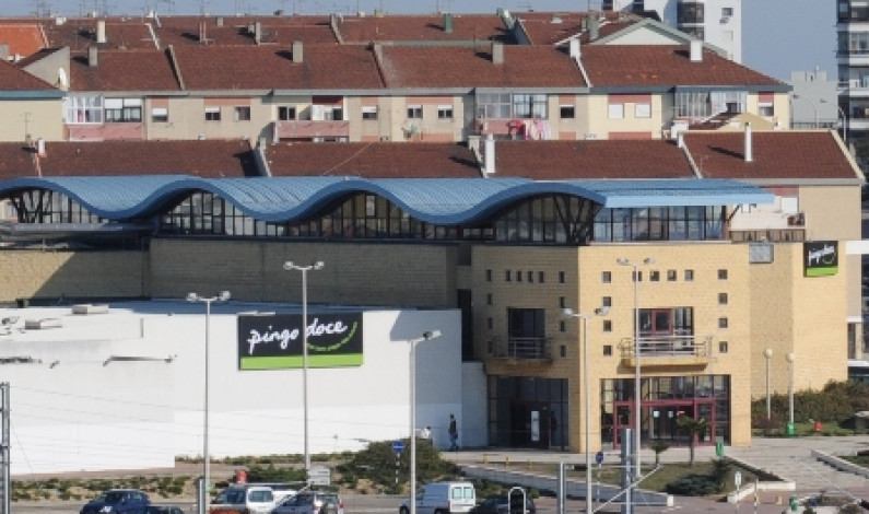 NO BARREIRO, MAIS UMA CONQUISTA DE ABRIL EM PERIGO! NO BARREIRO, MAIS UMA CONQUISTA DE ABRIL EM PERIGO!