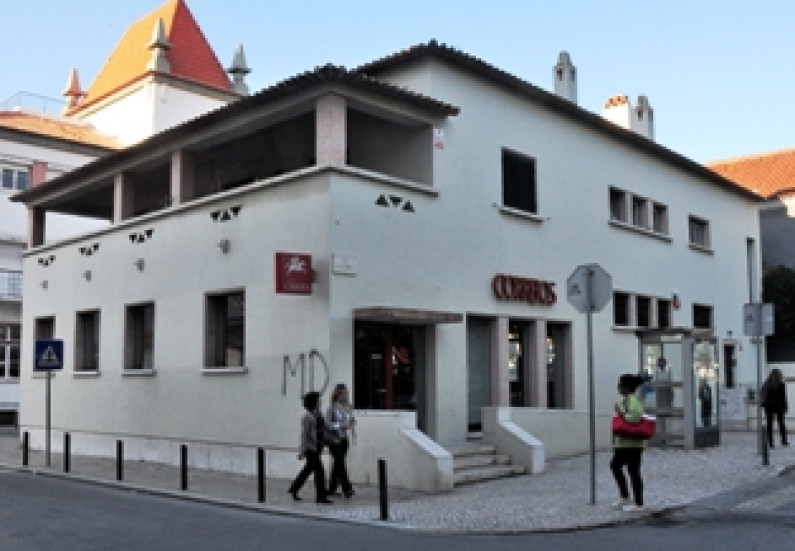 Freguesia do Barreiro, contra o encerramento da estação dos correios aos sábados. Freguesia do Barreiro, contra o encerramento da estação dos correios aos sábados.