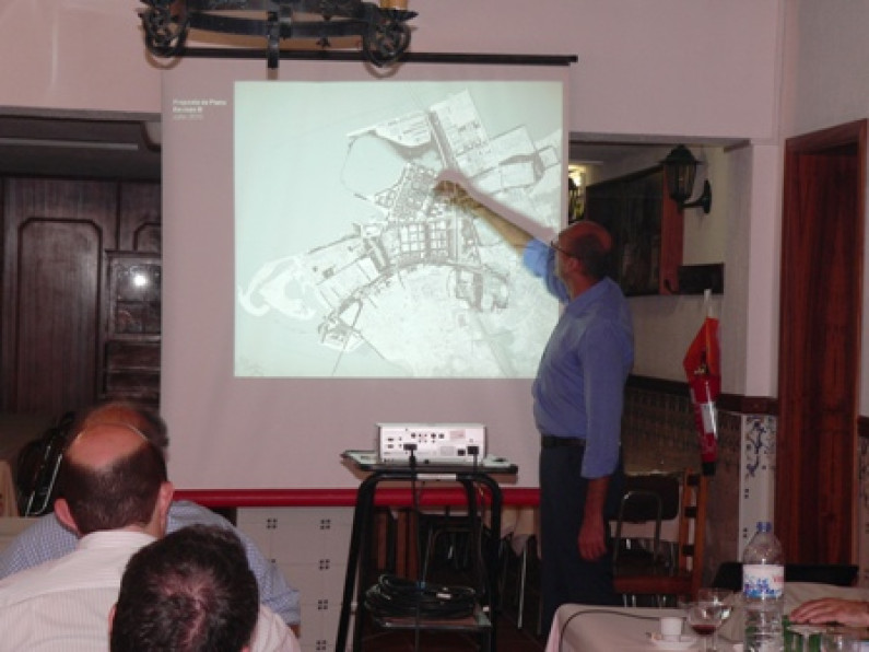 “Plano de Urbanização para o Território e área envolvente” e admissão de um novo sócio no Rotary Club do Barreiro “Plano de Urbanização para o Território e área envolvente” e admissão de um novo sócio no Rotary Club do Barreiro