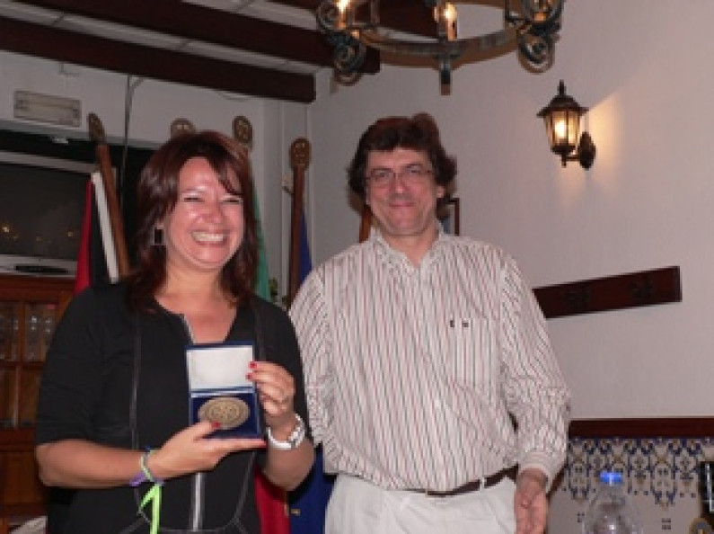 A Drª . Clara Fernandes Carvalho, no Rotary Club do Barreiro. A Drª . Clara Fernandes Carvalho, no Rotary Club do Barreiro.