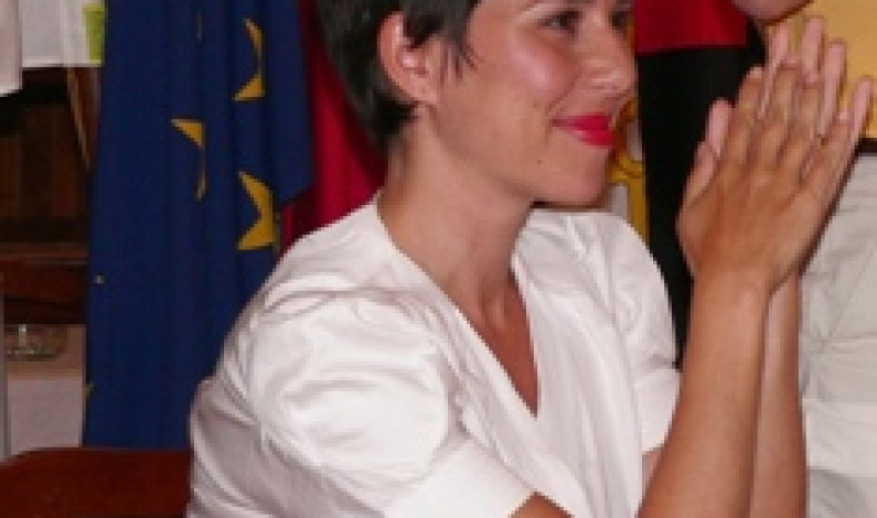FILIPA SILVA, uma jovem escritora barreirense, esteve no Rotary Club do Barreiro a apresentar o seu romance “OS 30 – nada é como sonhámos” FILIPA SILVA, uma jovem escritora barreirense, esteve no Rotary Club do Barreiro a apresentar o seu romance “OS 30 – nada é como sonhámos”