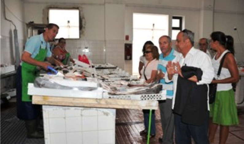 Mercado 25 de Abril reabre em espaço renovado Mercado 25 de Abril reabre em espaço renovado