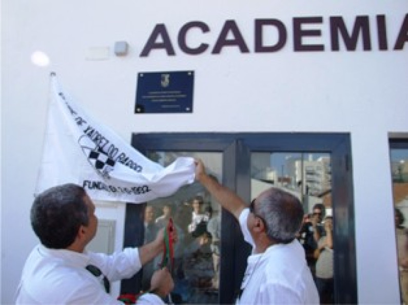 Presidente da CMB Inaugura Academia de Xadrez do Barreiro Presidente da CMB Inaugura Academia de Xadrez do Barreiro