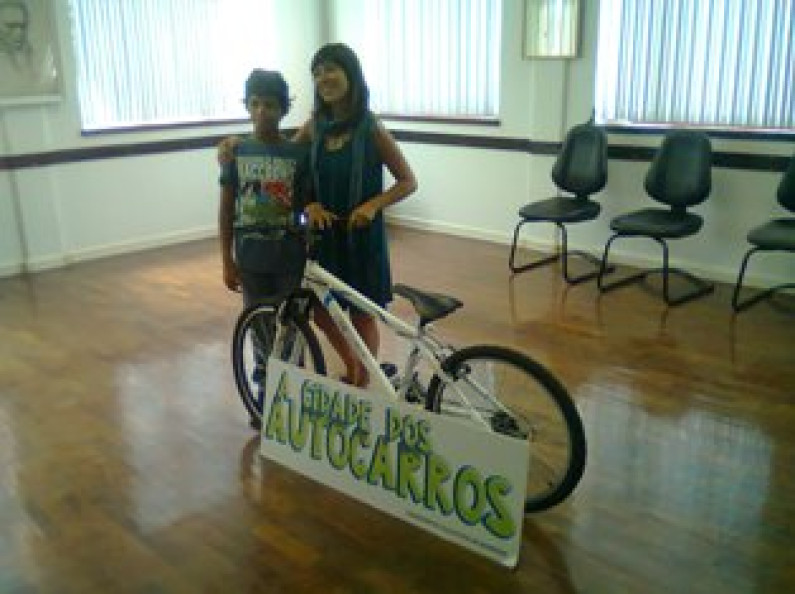 Concurso Decora o teu Autocarro TCB entregou prémios Concurso Decora o teu Autocarro TCB entregou prémios