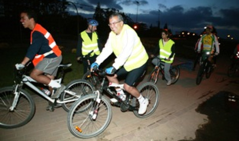 Câmara da Moita desafia para pedalada nocturna à beira Tejo Câmara da Moita desafia para pedalada nocturna à beira Tejo