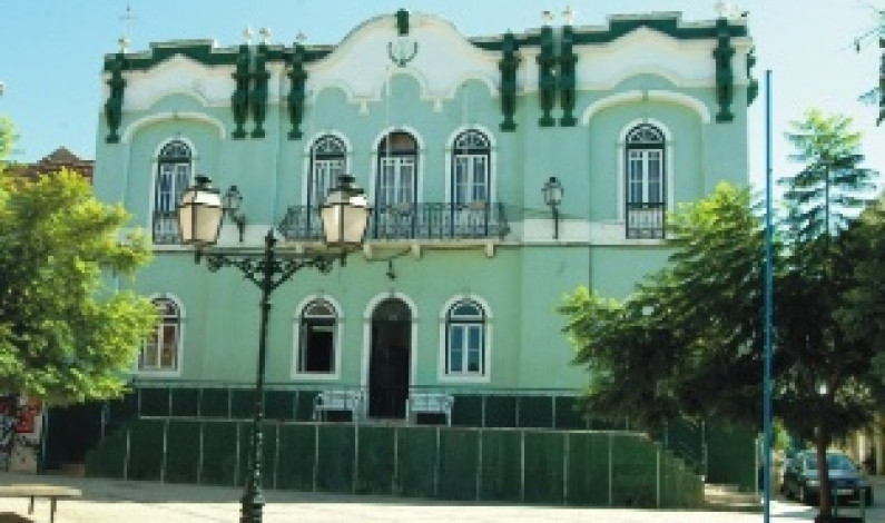 Reunião do Conselho para Reabilitação e Desenvolvimento do Barreiro Antigo Reunião do Conselho para Reabilitação e Desenvolvimento do Barreiro Antigo