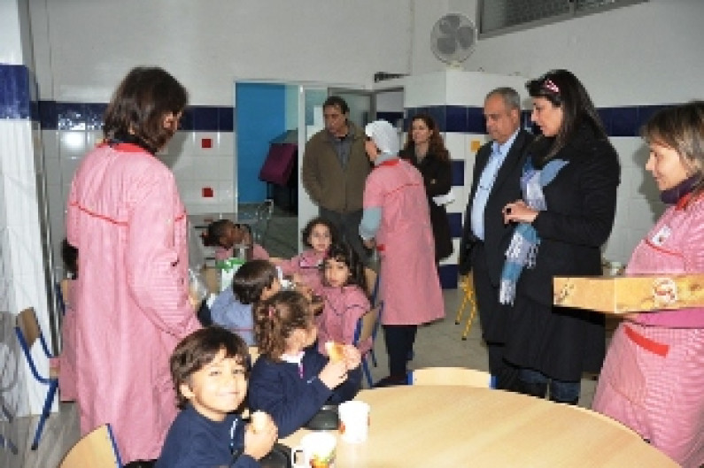 EXECUTIVO DESEJA AS BOAS FESTAS  A INSTITUIÇÕES DO CONCELHO EXECUTIVO DESEJA AS BOAS FESTAS  A INSTITUIÇÕES DO CONCELHO