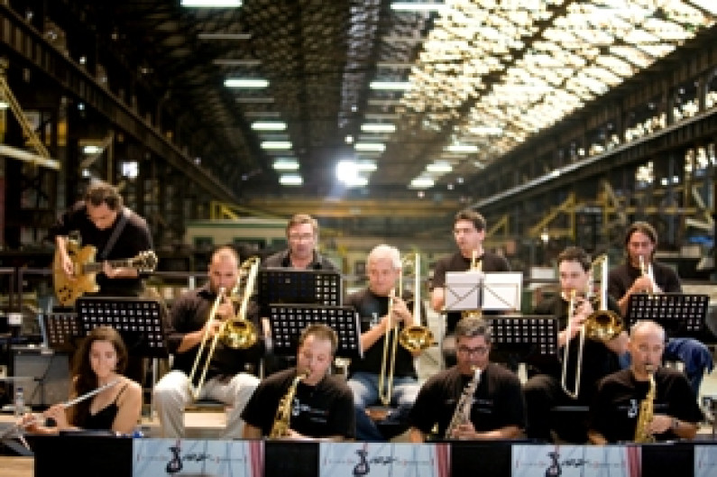 Concerto de Ano Novo com Big Band da Escola de Jazz do Barreiro Concerto de Ano Novo com Big Band da Escola de Jazz do Barreiro