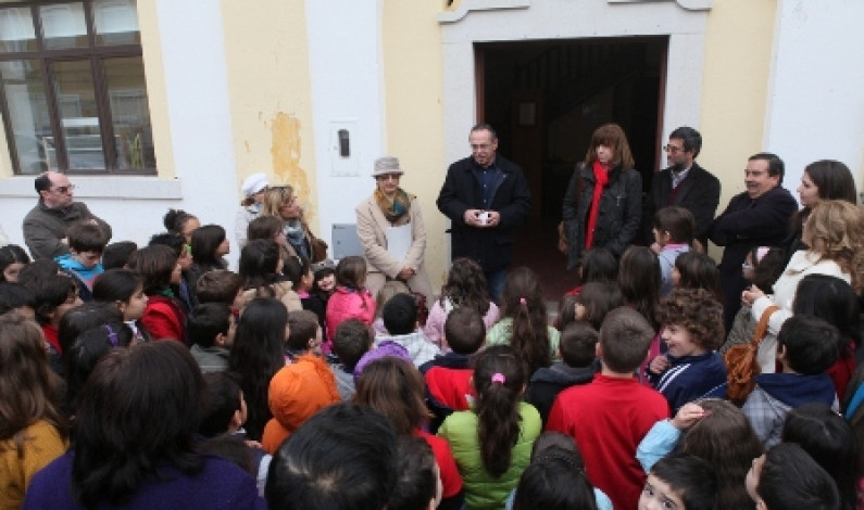 Câmara da Moita abriu nova biblioteca escolar Câmara da Moita abriu nova biblioteca escolar