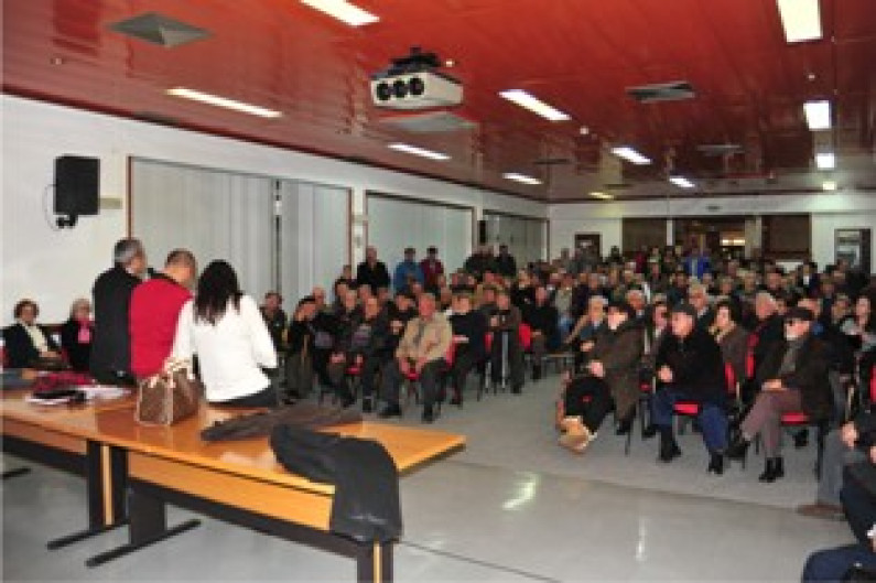TRANSPORTES COLETIVOS DO BARREIRO (TCB) REUNEM COM POPULAÇÃO TRANSPORTES COLETIVOS DO BARREIRO (TCB) REUNEM COM POPULAÇÃO
