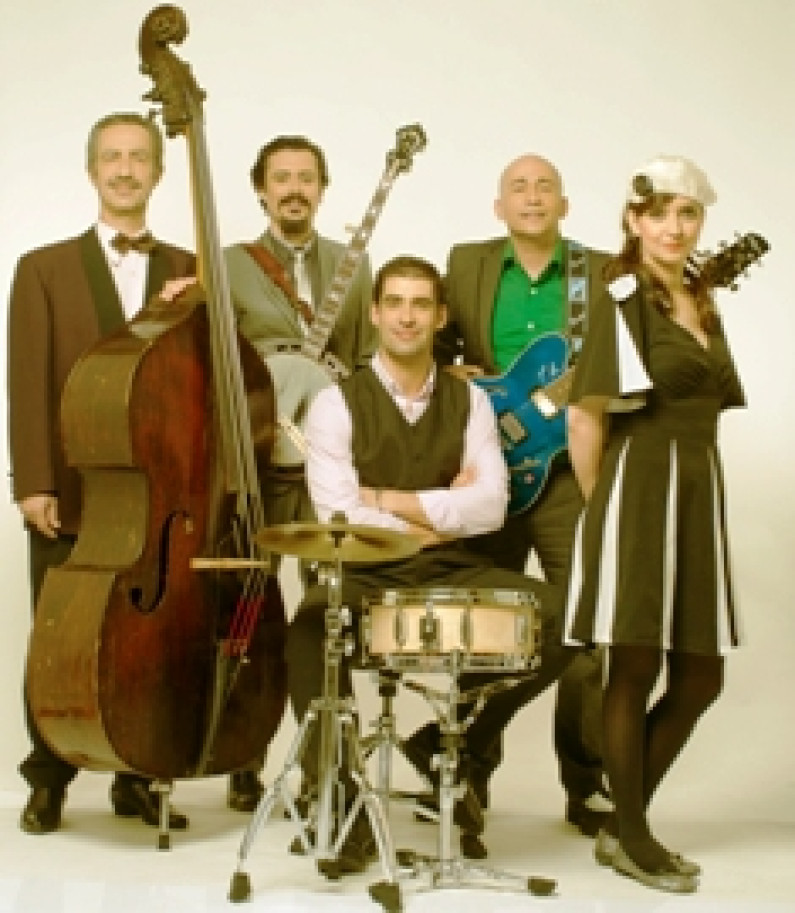 “Os Eléctricos” proporcionam viagem pela música no Fórum Cultural – Baixa da Banheira “Os Eléctricos” proporcionam viagem pela música no Fórum Cultural – Baixa da Banheira