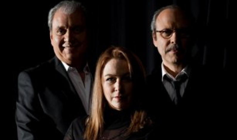 No Fórum Cultural da Baixa da Banheira Carlos Mendes, Fernando Tordo e Filipa Pais apresentam “Memorial” No Fórum Cultural da Baixa da Banheira Carlos Mendes, Fernando Tordo e Filipa Pais apresentam “Memorial”