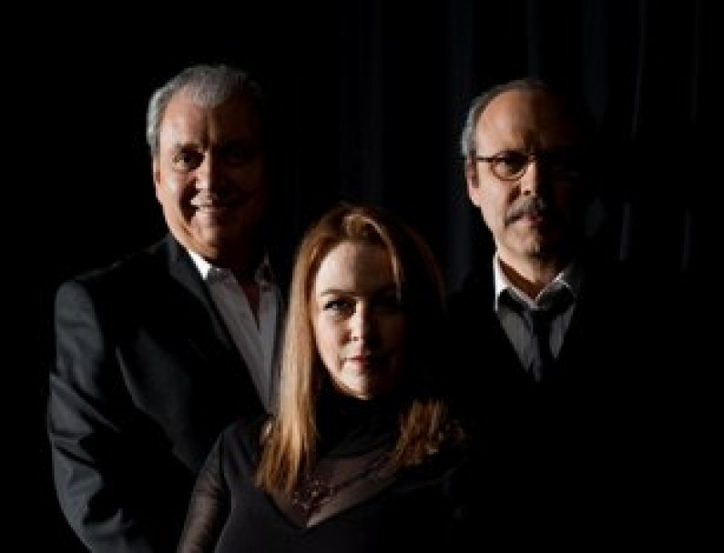 No Fórum Cultural da Baixa da Banheira Carlos Mendes, Fernando Tordo e Filipa Pais apresentam “Memorial” No Fórum Cultural da Baixa da Banheira Carlos Mendes, Fernando Tordo e Filipa Pais apresentam “Memorial”