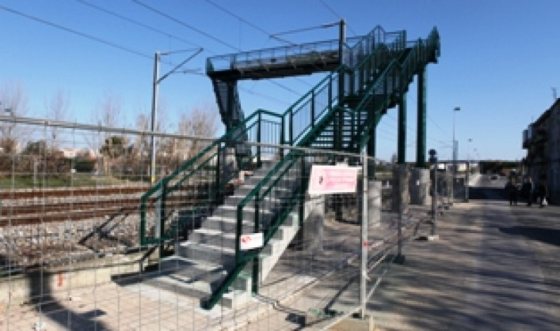 Em Alhos Vedros Sessão pública com a população da Vinha das Pedras Em Alhos Vedros Sessão pública com a população da Vinha das Pedras