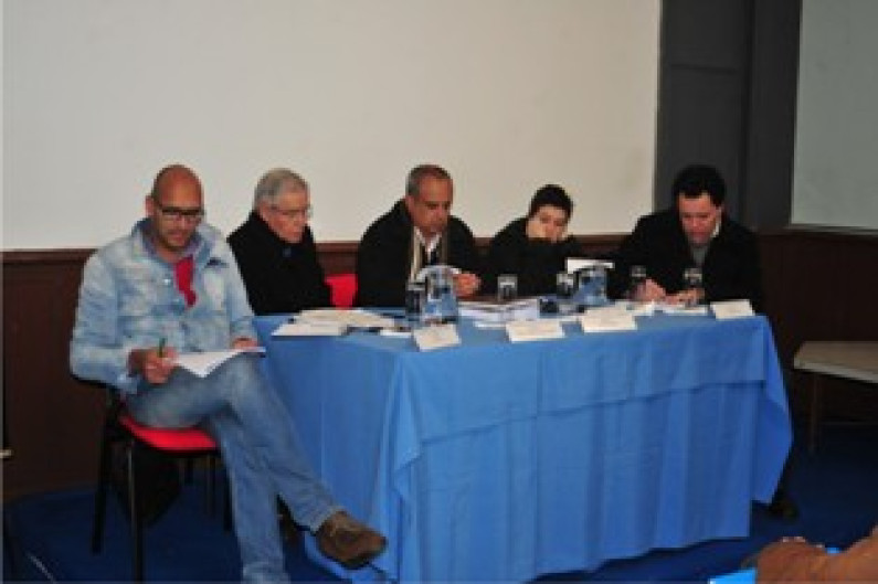 Roteiro das Freguesias: Executivo Municipal reuniu com proprietários de cafés, bares e restaurantes do Barreiro Antigo Roteiro das Freguesias: Executivo Municipal reuniu com proprietários de cafés, bares e restaurantes do Barreiro Antigo