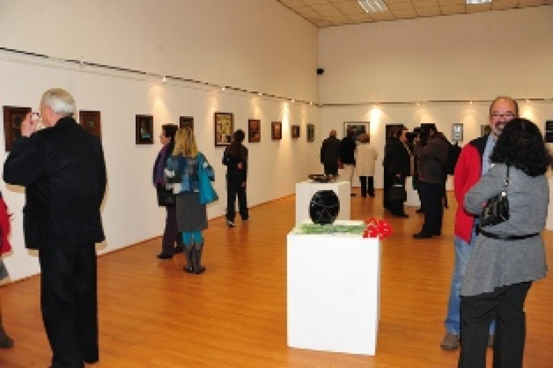 EXPOSIÇÃO DE ARTES PLÁSTICAS de isana na galeria municipal de arte do barreiro EXPOSIÇÃO DE ARTES PLÁSTICAS de isana na galeria municipal de arte do barreiro