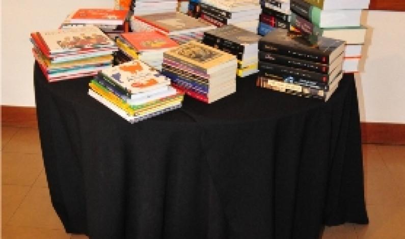 BibliotecaconVida Barreiro | Iniciativas até 23 abril Fundo Documental aumenta com doação BibliotecaconVida Barreiro | Iniciativas até 23 abril Fundo Documental aumenta com doação