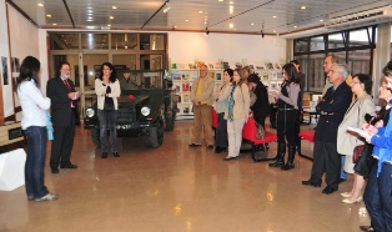 “BIBLIOTECA CONVIDA” “No Coração da Revolução” – Exposição de Fotografia revela momentos únicos “BIBLIOTECA CONVIDA” “No Coração da Revolução” – Exposição de Fotografia revela momentos únicos