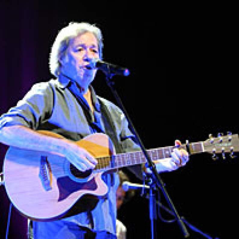 Sérgio Godinho e Expensive Soul nas comemorações do 25 de Abril no Seixal Sérgio Godinho e Expensive Soul nas comemorações do 25 de Abril no Seixal