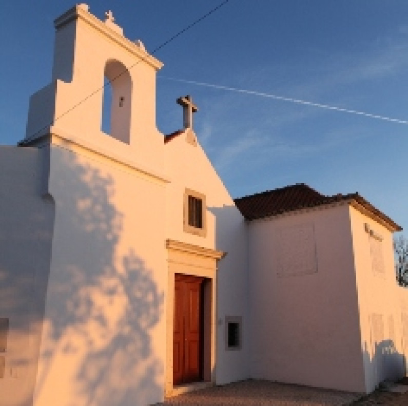 Na Capela de S. Sebastião – Moita“ Sons ao Entardecer” com danças medievais e renascentistas Na Capela de S. Sebastião – Moita“ Sons ao Entardecer” com danças medievais e renascentistas
