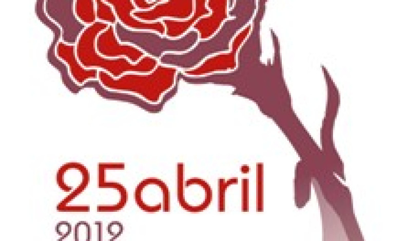 Comemorações do 38º Aniversário do 25 de Abril Espetáculo ao vivo de música e teatro na Noite da Liberdade Comemorações do 38º Aniversário do 25 de Abril Espetáculo ao vivo de música e teatro na Noite da Liberdade