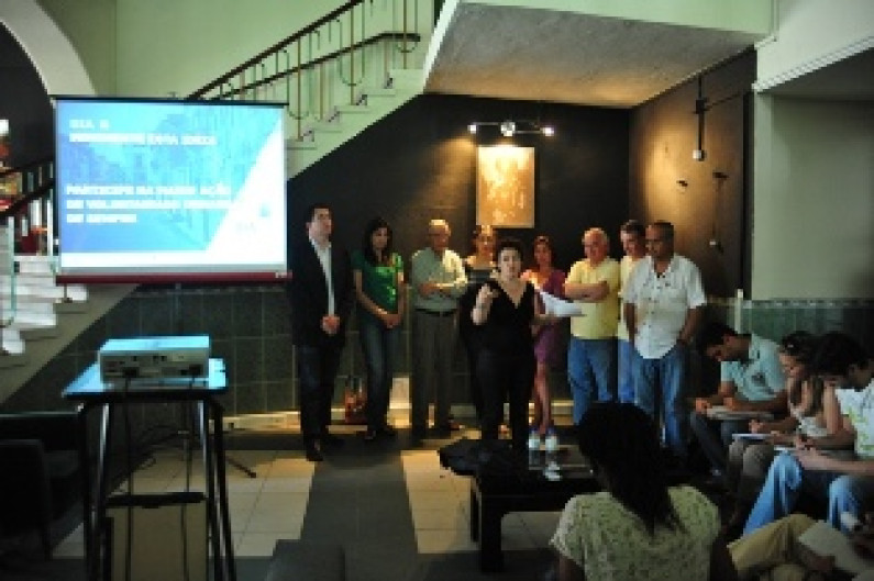 Projeto de voluntariado urbano apresentado quer mobilizar toda a comunidade Projeto de voluntariado urbano apresentado quer mobilizar toda a comunidade