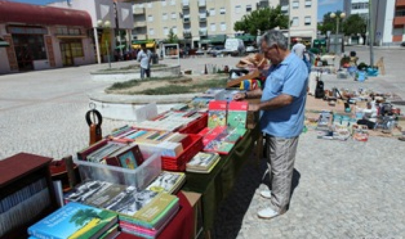 Feira de Antiguidades e Velharias na Moita Feira de Antiguidades e Velharias na Moita
