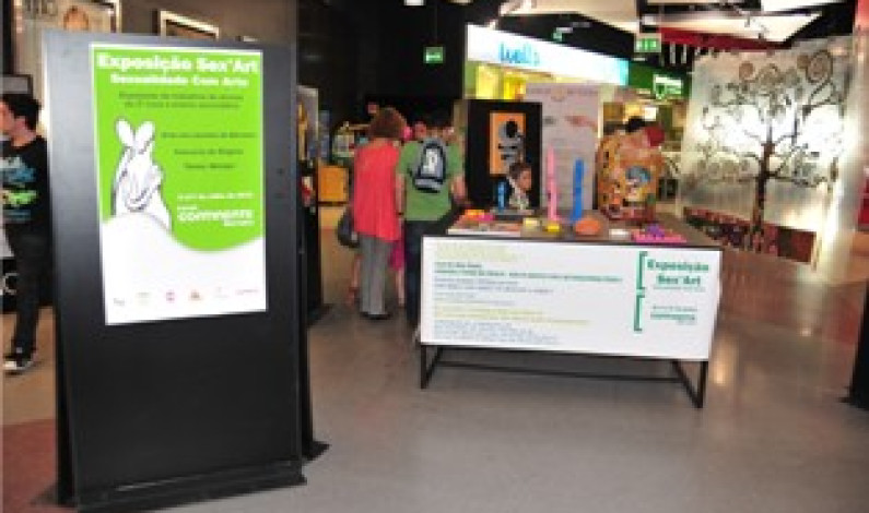 Até 17 de julho no Continente  Exposição Sex’Art e concurso de slogans Até 17 de julho no Continente  Exposição Sex’Art e concurso de slogans