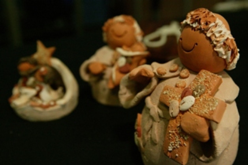 Nova feira no Mercado Municipal da Moita Câmara da Moita incentiva “Artes e Talentos” Nova feira no Mercado Municipal da Moita Câmara da Moita incentiva “Artes e Talentos”