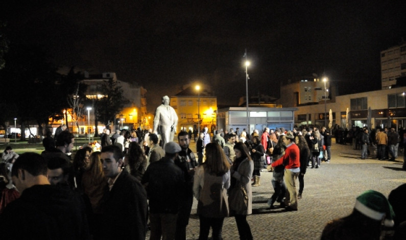 Centenas de barreirenses participaram na “Ginjinha Operaria” 2012 Centenas de barreirenses participaram na “Ginjinha Operaria” 2012