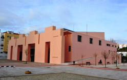 Visita Orientada à Exposição “Retrospetiva AUGUSTO CABRITA” Visita Orientada à Exposição “Retrospetiva AUGUSTO CABRITA”