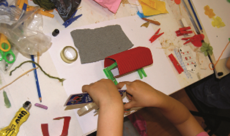 SONHAR ACORDADOS – Mostra de artes plásticas para miúdos e graúdos SONHAR ACORDADOS – Mostra de artes plásticas para miúdos e graúdos