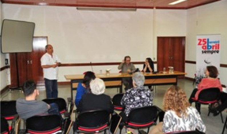 Eduardo Gageiro, apresentou livro “Liberdade” no Barreiro Eduardo Gageiro, apresentou livro “Liberdade” no Barreiro