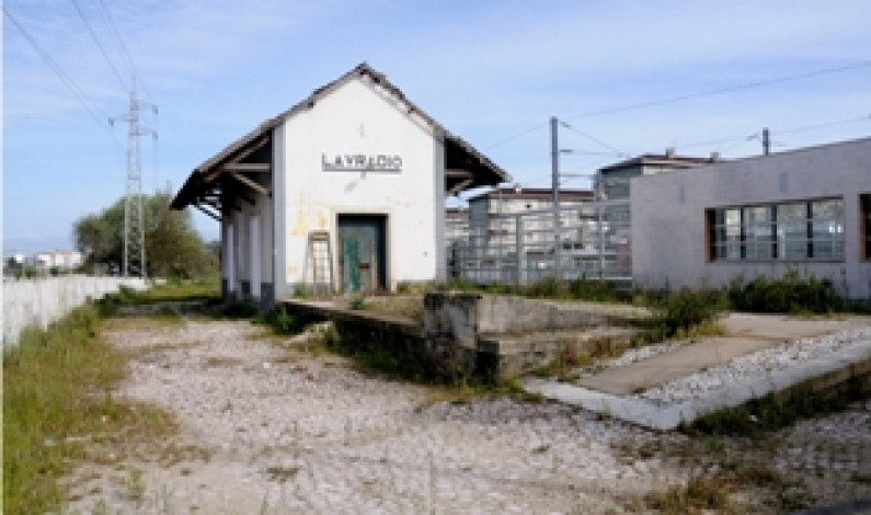 Projecto Estação Lavradio, Preserva o Patrimonio Ferroviáro e participa no dia B Projecto Estação Lavradio, Preserva o Patrimonio Ferroviáro e participa no dia B