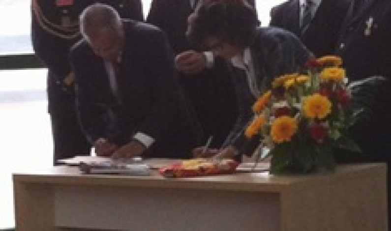 Bombeiros do Sul e Sueste (Barreiro) e Bombeiros do Pinhal Novo assinam Protocolo de Geminação Bombeiros do Sul e Sueste (Barreiro) e Bombeiros do Pinhal Novo assinam Protocolo de Geminação