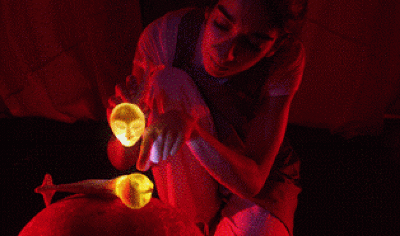 “De Pequenino…” Espetáculo “Na Barriga” no Fórum Cultural da Baixa da Banheira “De Pequenino…” Espetáculo “Na Barriga” no Fórum Cultural da Baixa da Banheira