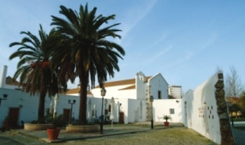 Riverside Blues Festival no Convento da Madre de Deus da Verderena Riverside Blues Festival no Convento da Madre de Deus da Verderena