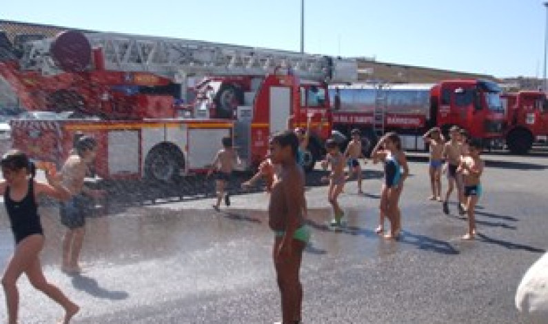 Alunos da Escola EB1/JI Joaquim José Rita Seixas visitam Quartel Alunos da Escola EB1/JI Joaquim José Rita Seixas visitam Quartel