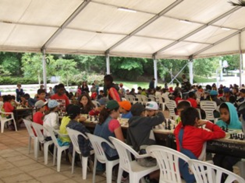 Interescolas de Xadrez mobilizou três centenas no Parque da Cidade Interescolas de Xadrez mobilizou três centenas no Parque da Cidade