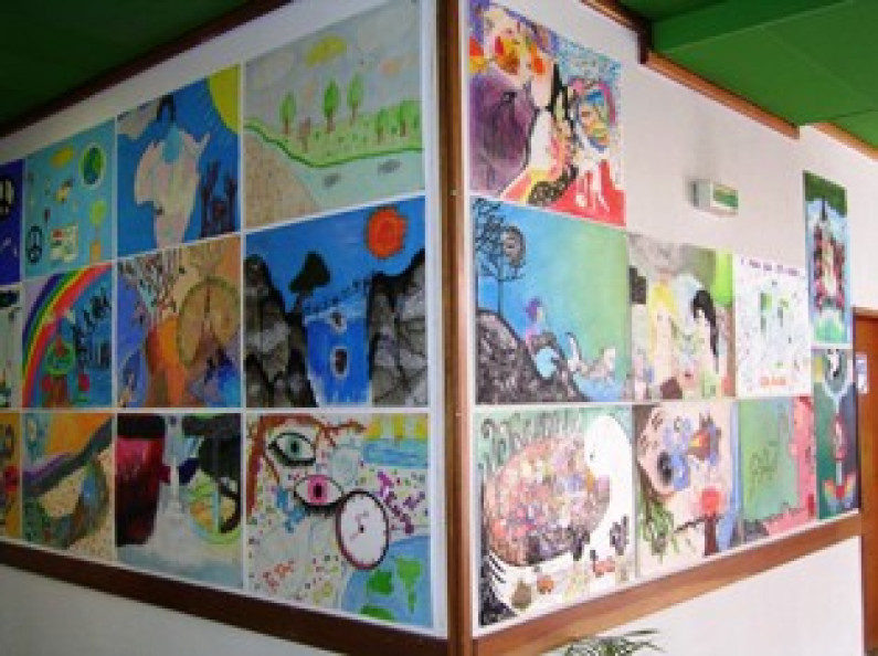 Kid’s Guernica – Trabalhos das Escolas do Concelho em exposição na Biblioteca Municipal do Barreiro Kid’s Guernica – Trabalhos das Escolas do Concelho em exposição na Biblioteca Municipal do Barreiro