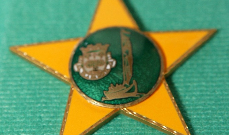 Câmara da Moita distingue coletividades com Medalha de Honra do Município Câmara da Moita distingue coletividades com Medalha de Honra do Município