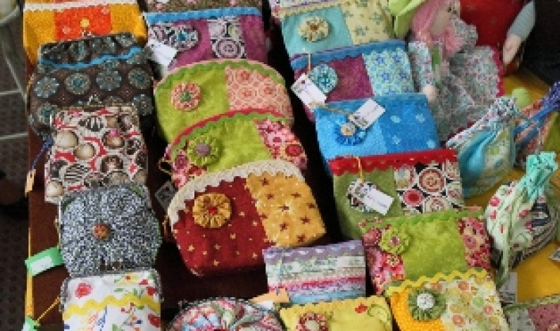 Feira de Artes e Talentos no Mercado Municipal da Moita Feira de Artes e Talentos no Mercado Municipal da Moita