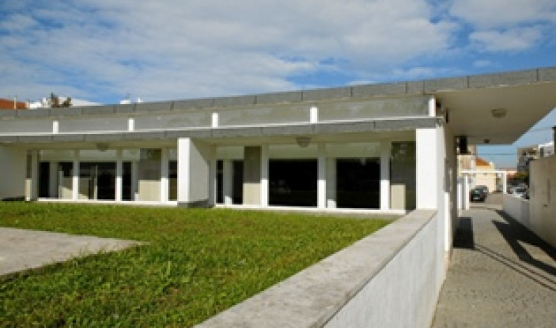 20 anos a promover o livro e a leitura: Biblioteca de Alhos Vedros de parabéns 20 anos a promover o livro e a leitura: Biblioteca de Alhos Vedros de parabéns