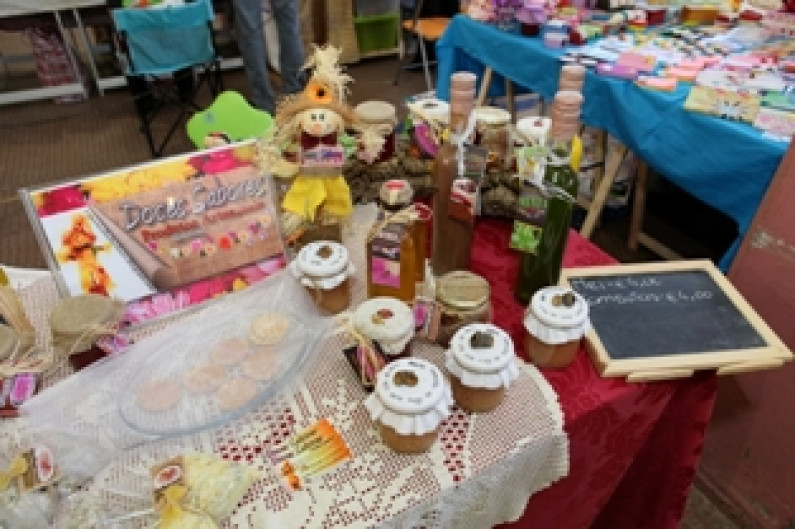 Nos dias 1 e 8 de fevereiro Artes e Talentos mostram-se no Mercado Municipal da Moita Nos dias 1 e 8 de fevereiro Artes e Talentos mostram-se no Mercado Municipal da Moita