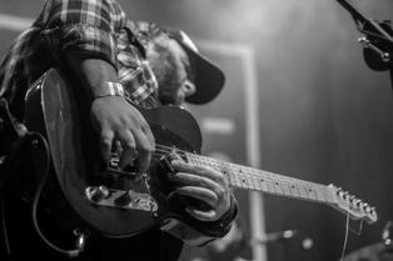 Noite de blues com Fast Eddie Nelson na Baixa da Banheira Noite de blues com Fast Eddie Nelson na Baixa da Banheira
