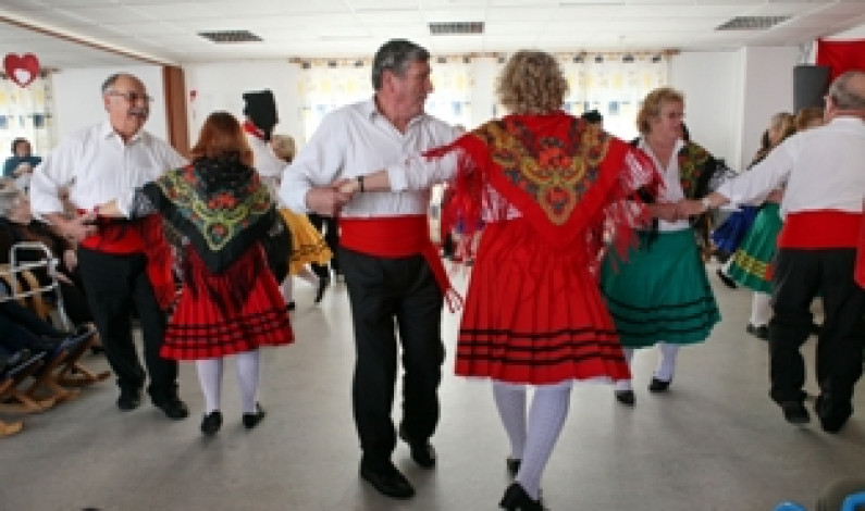 Programa Vivências Idosos comemoram Dia dos Namorados no concelho da Moita Programa Vivências Idosos comemoram Dia dos Namorados no concelho da Moita