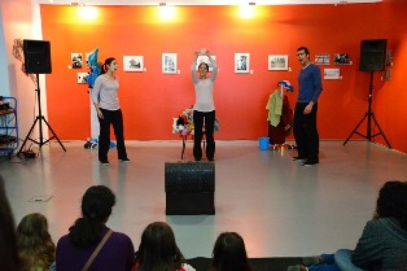 Mês do Teatro “A Dona da História”, no AMAC, a 29 de março Mês do Teatro “A Dona da História”, no AMAC, a 29 de março